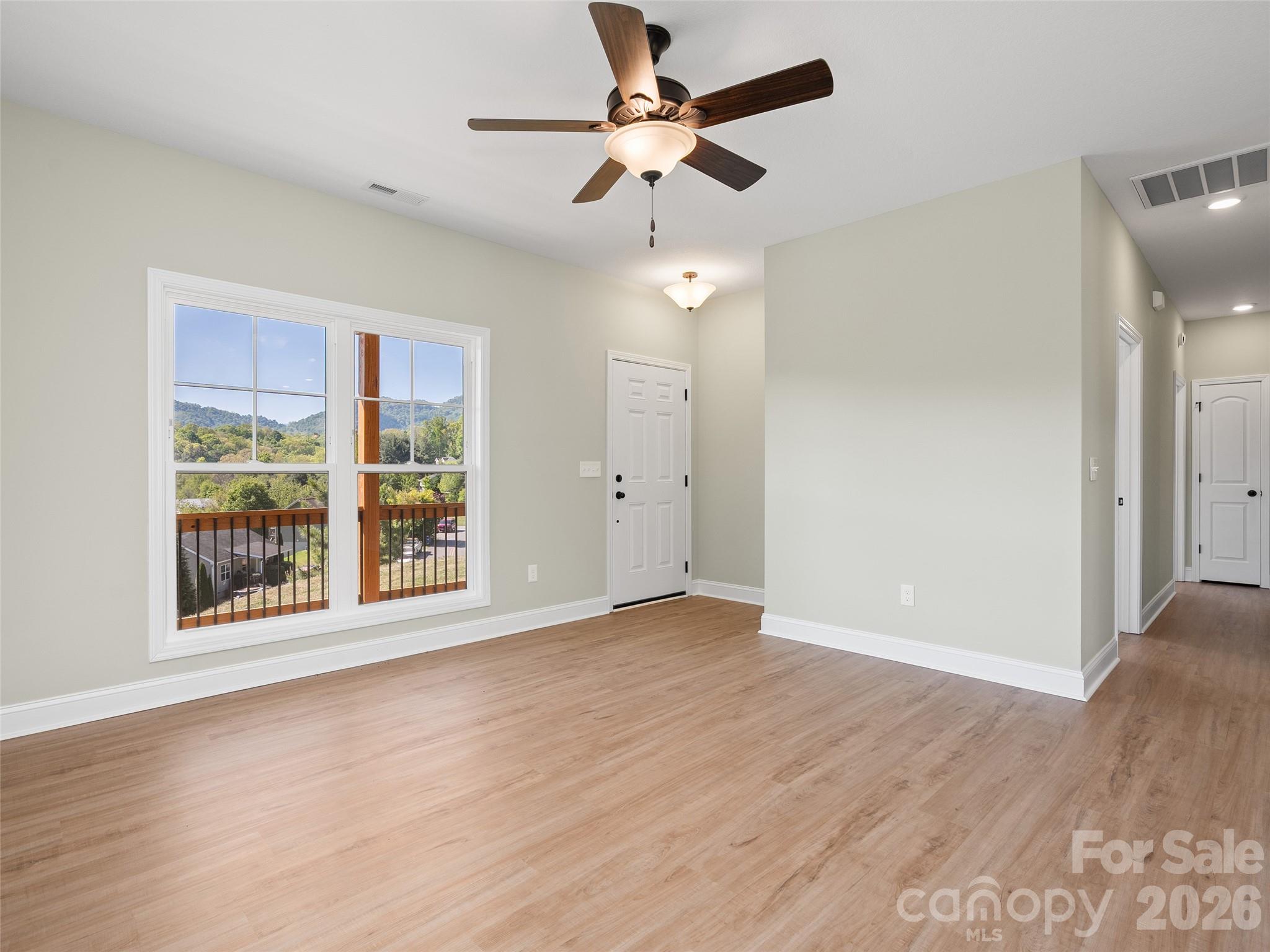 373 Barefoot Ridge Clyde NC 28721