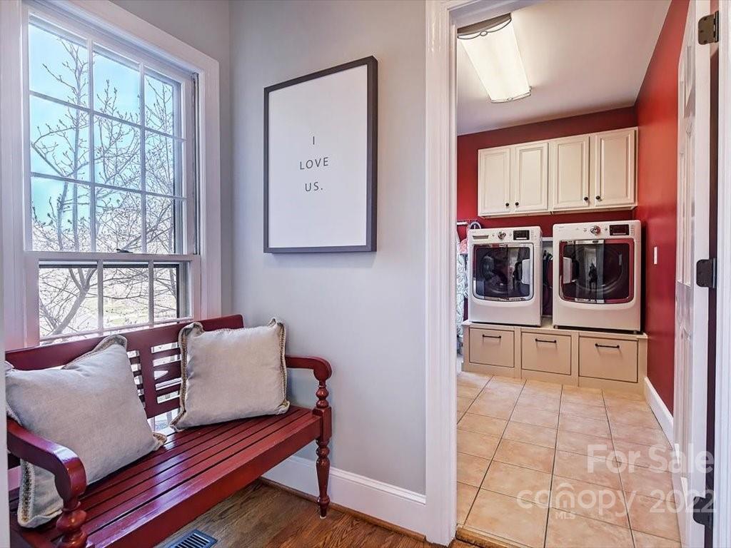 6032 Derry Hill Place Charlotte NC 28277