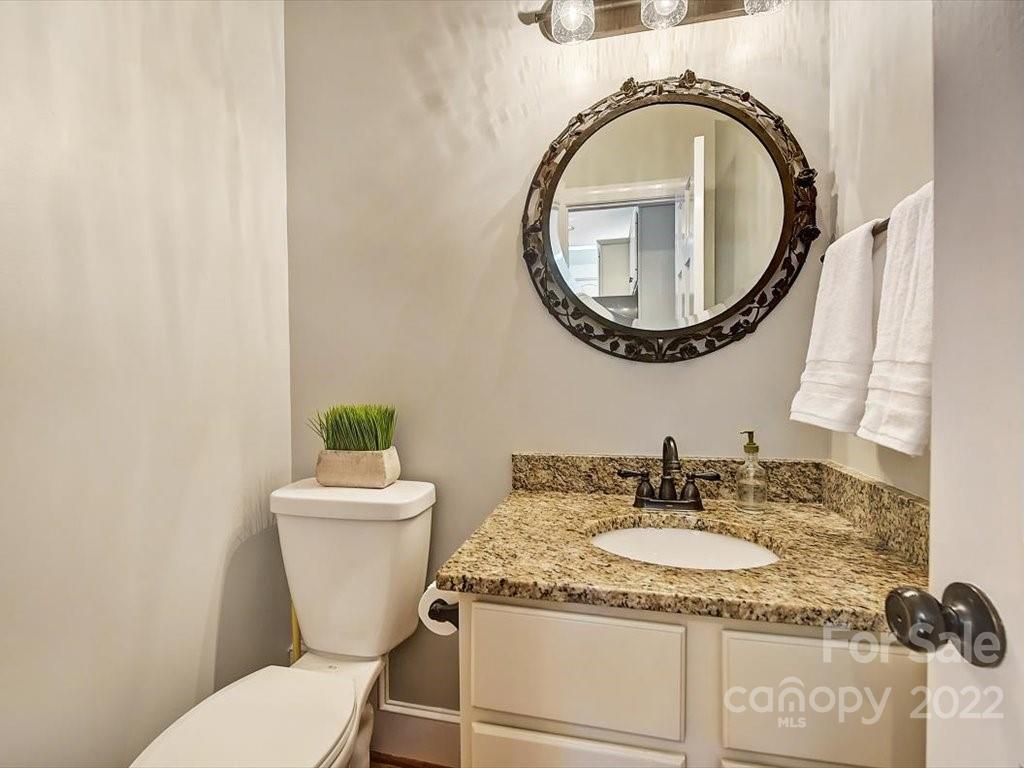 6032 Derry Hill Place Charlotte NC 28277