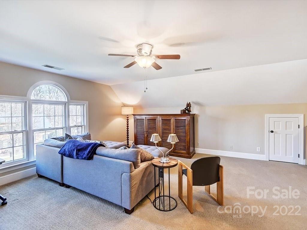 6032 Derry Hill Place Charlotte NC 28277