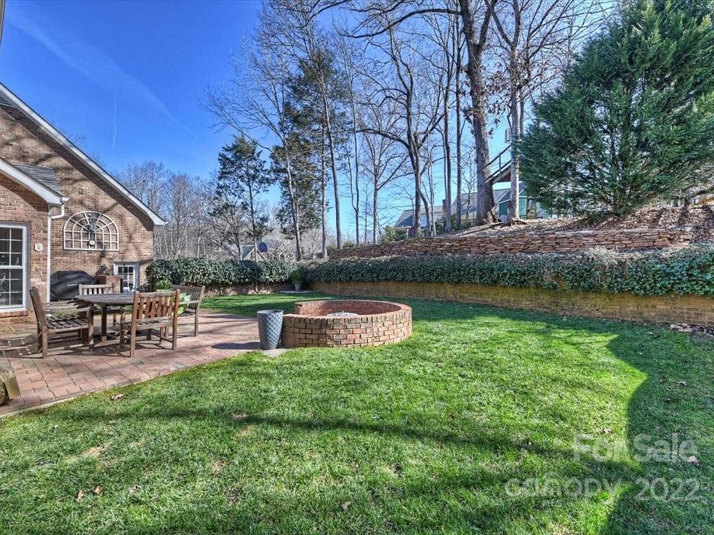 6032 Derry Hill Place Charlotte NC 28277