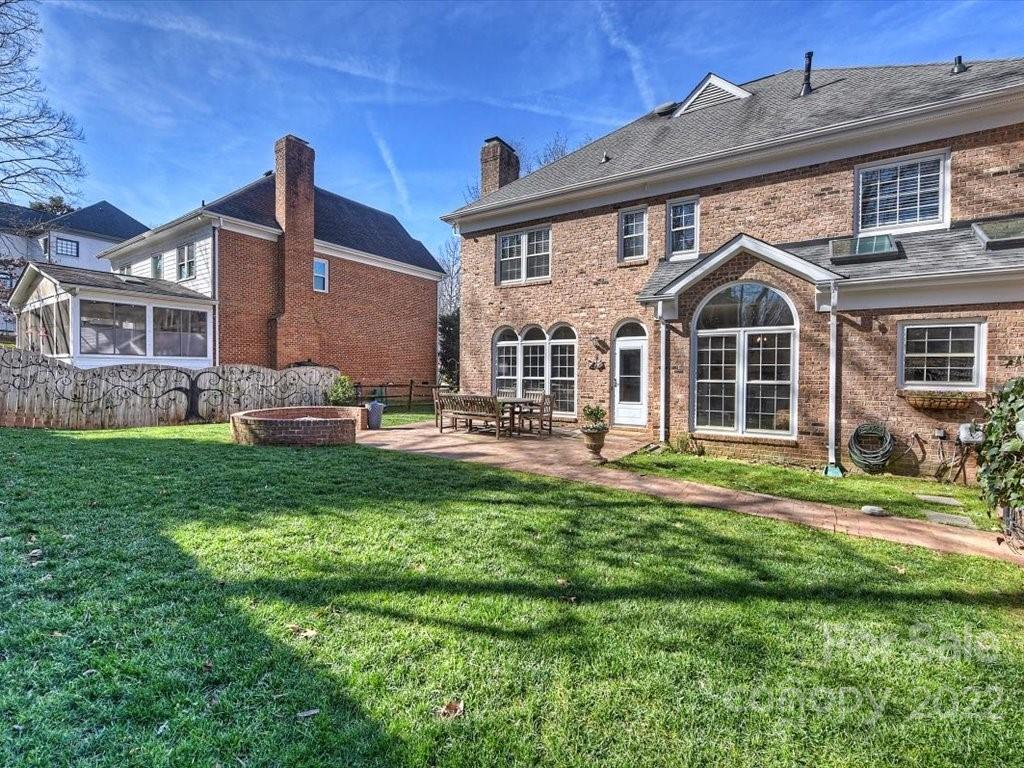 6032 Derry Hill Place Charlotte NC 28277