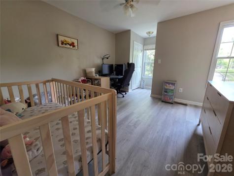 2240 15th Avenue NE Hickory NC 28601