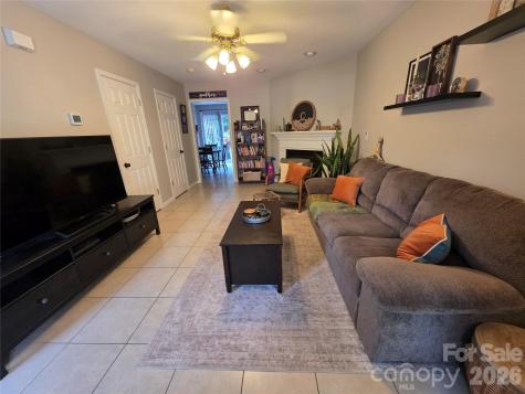2240 15th Avenue NE Hickory NC 28601