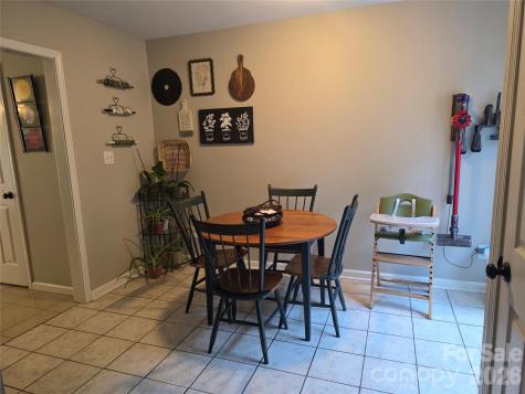 2240 15th Avenue NE Hickory NC 28601