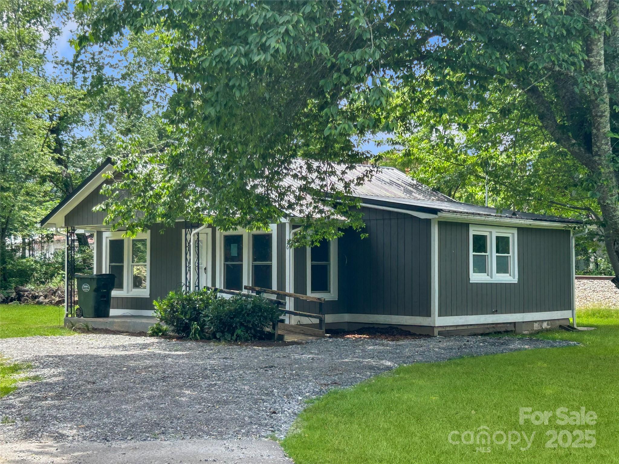 36 Graybark Court Waynesville NC 28786