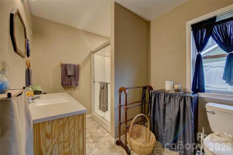 583 Deer Park Lake Road Spruce Pine NC 28777