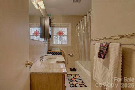 583 Deer Park Lake Road Spruce Pine NC 28777