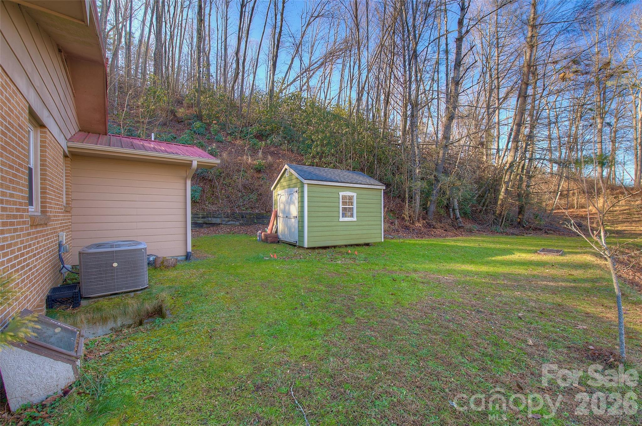 583 Deer Park Lake Road Spruce Pine NC 28777