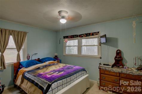 583 Deer Park Lake Road Spruce Pine NC 28777