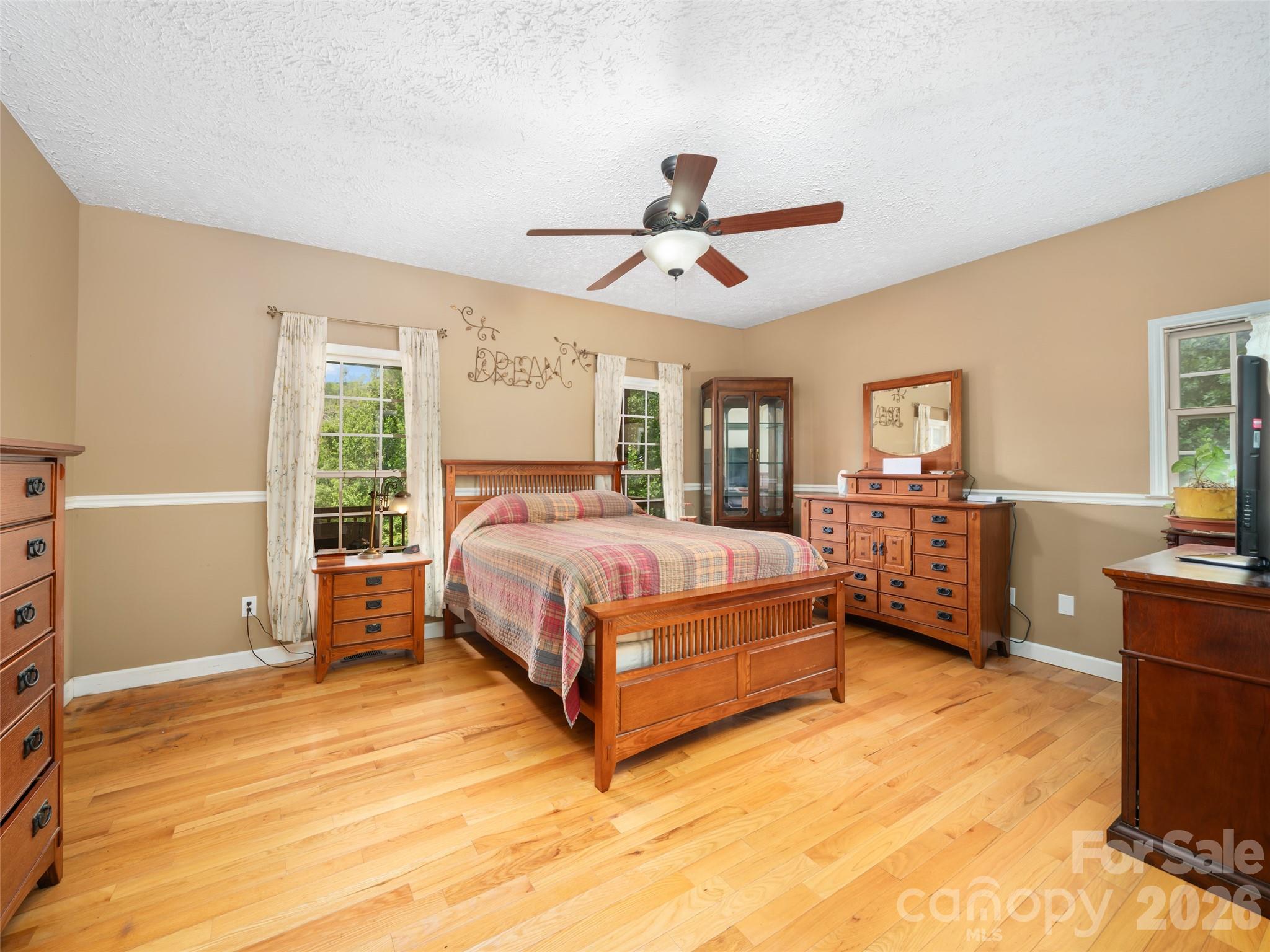 2216 Beans Creek Road Bakersville NC 28705