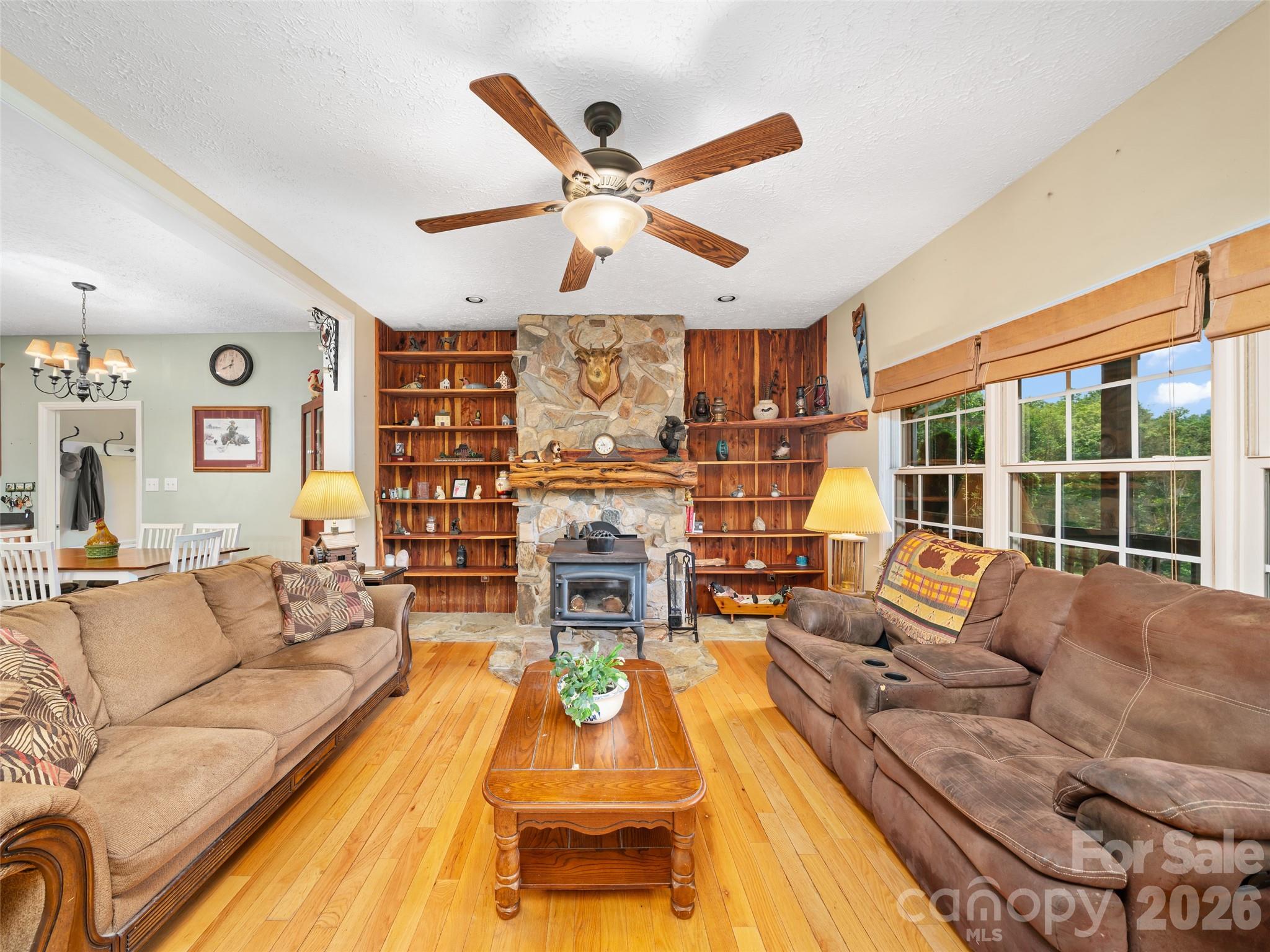 2216 Beans Creek Road Bakersville NC 28705