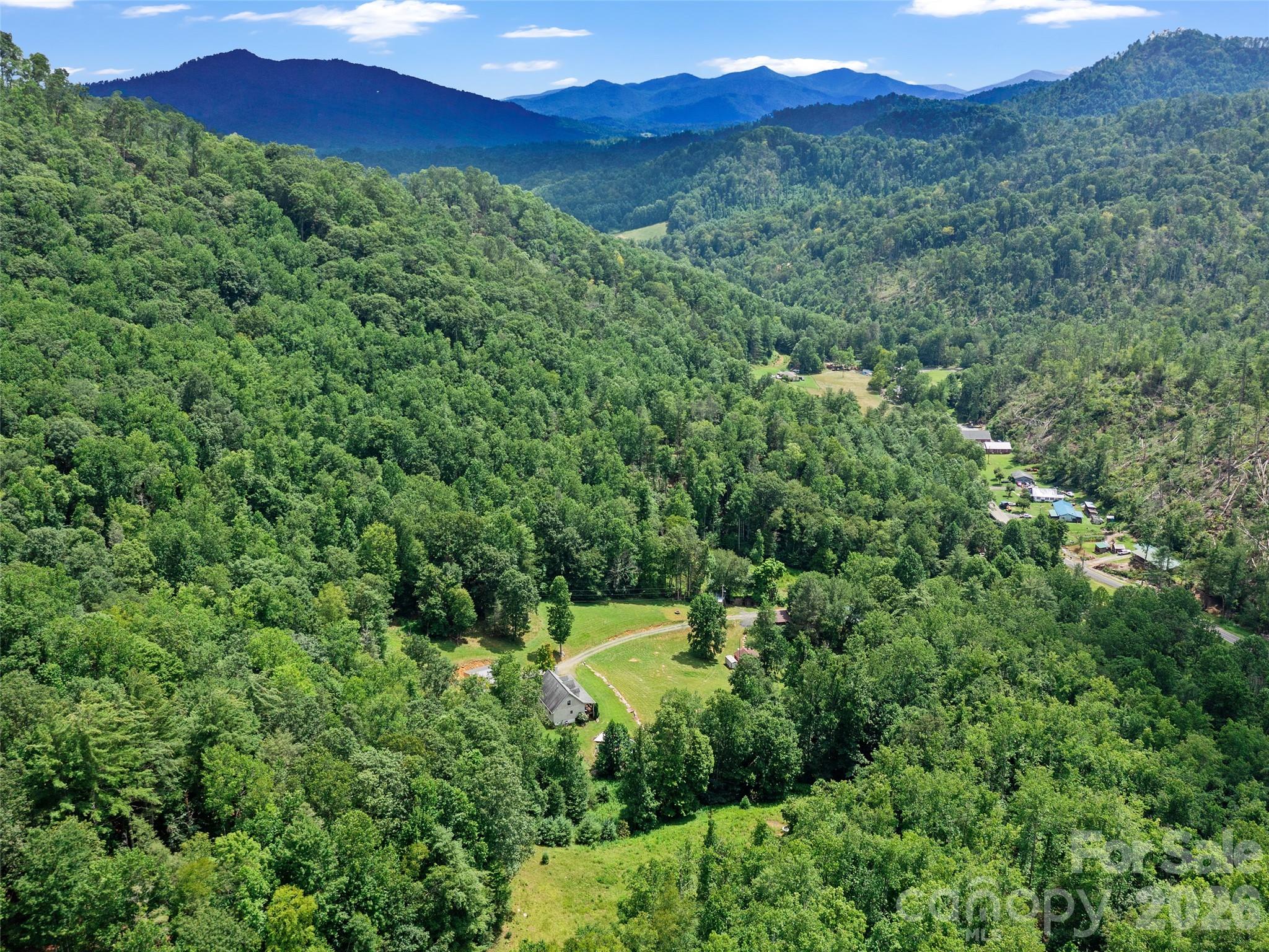 2216 Beans Creek Road Bakersville NC 28705