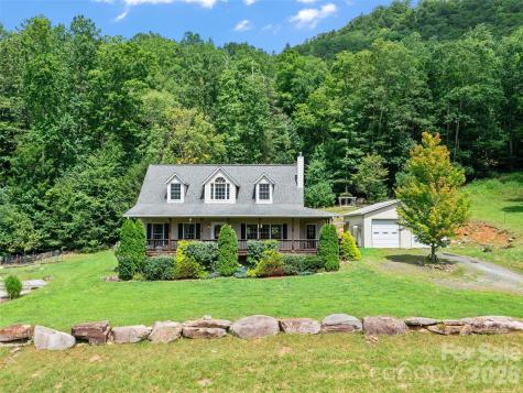 2216 Beans Creek Road Bakersville NC 28705