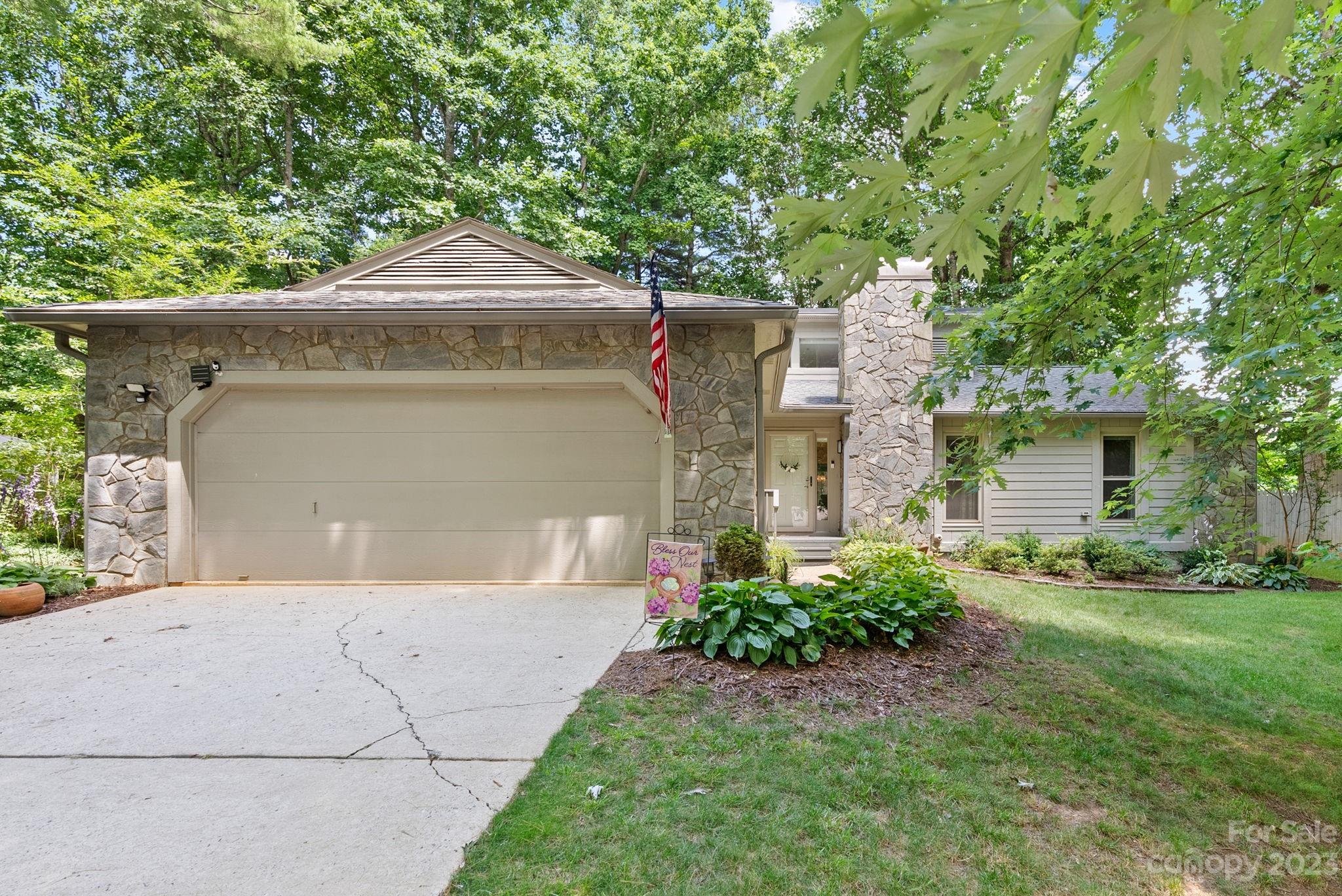 6 Holly Ridge Court Arden NC 28704