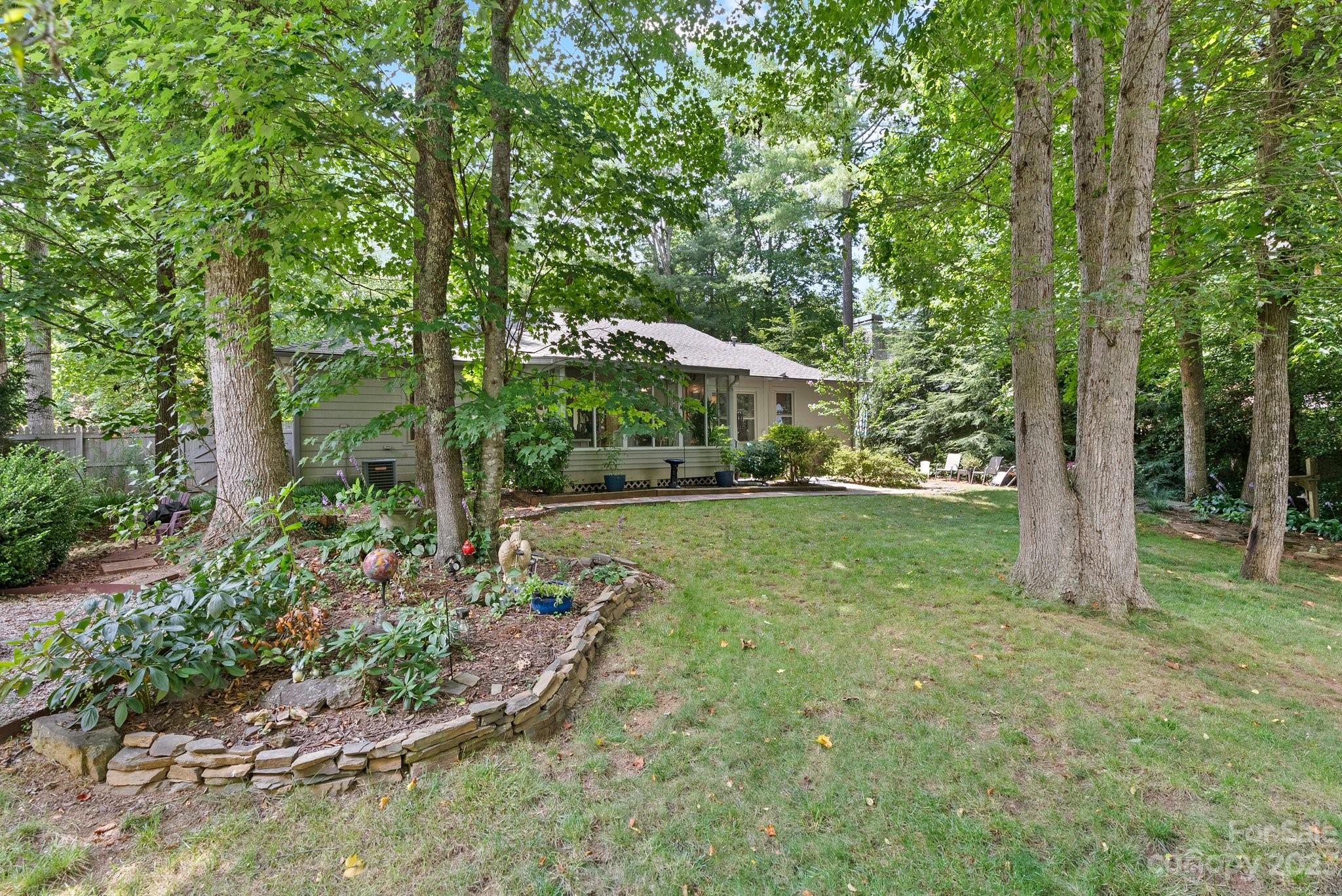 6 Holly Ridge Court Arden NC 28704