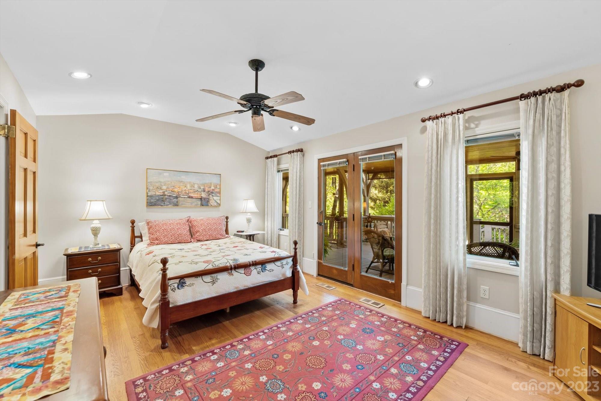 60 Elk Mountain Scenic Highway Asheville NC 28804