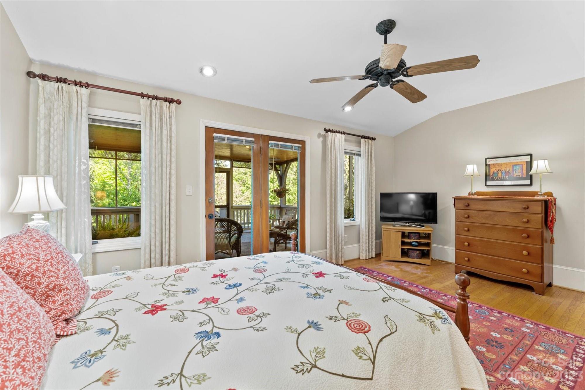 60 Elk Mountain Scenic Highway Asheville NC 28804