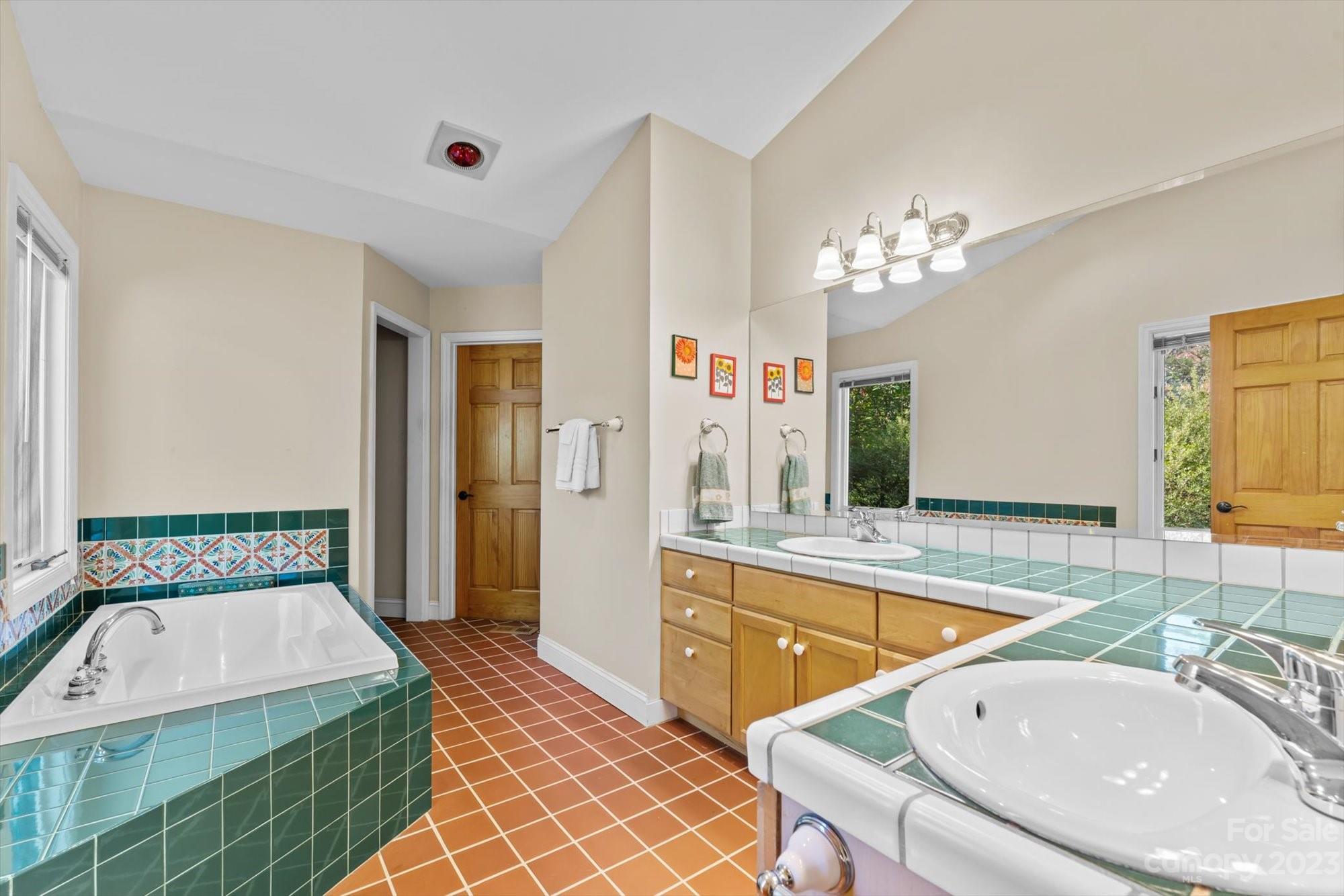 60 Elk Mountain Scenic Highway Asheville NC 28804