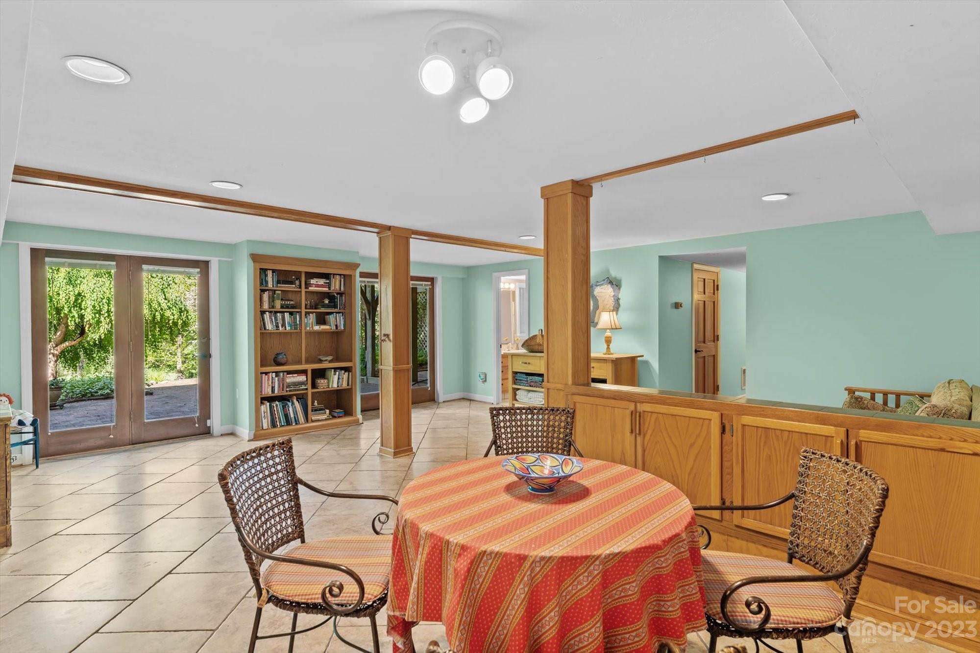 60 Elk Mountain Scenic Highway Asheville NC 28804