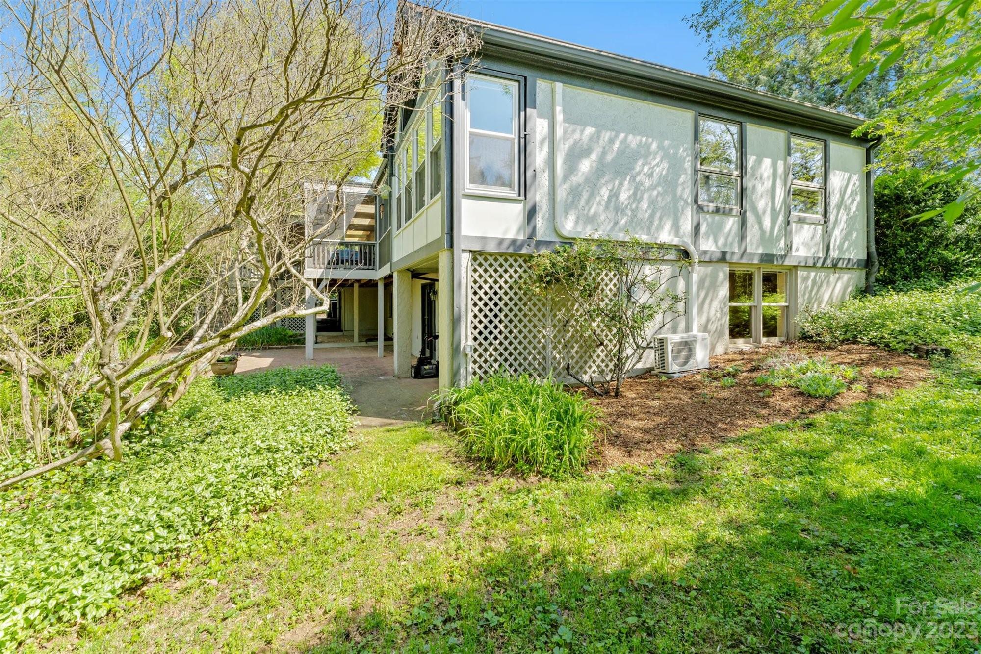 60 Elk Mountain Scenic Highway Asheville NC 28804