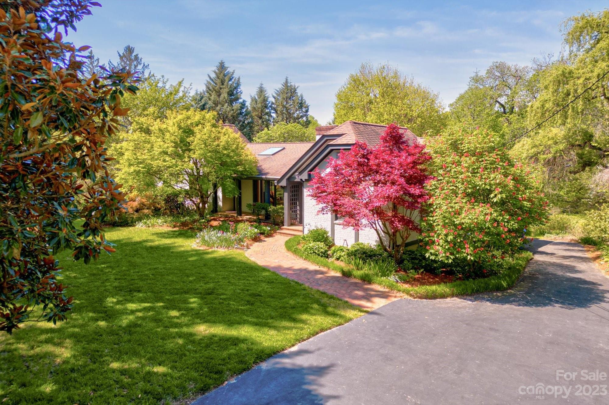 60 Elk Mountain Scenic Highway Asheville NC 28804