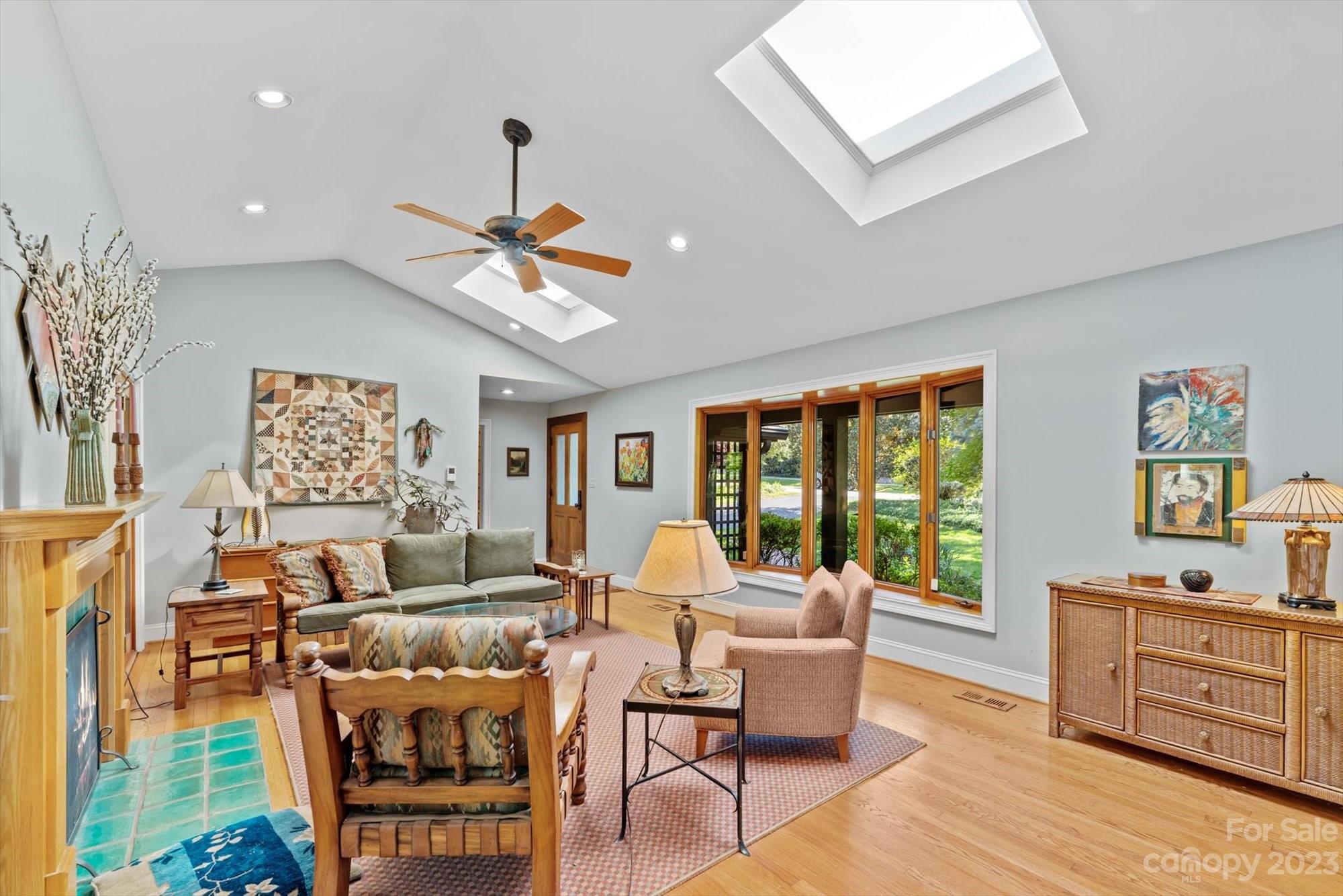 60 Elk Mountain Scenic Highway Asheville NC 28804