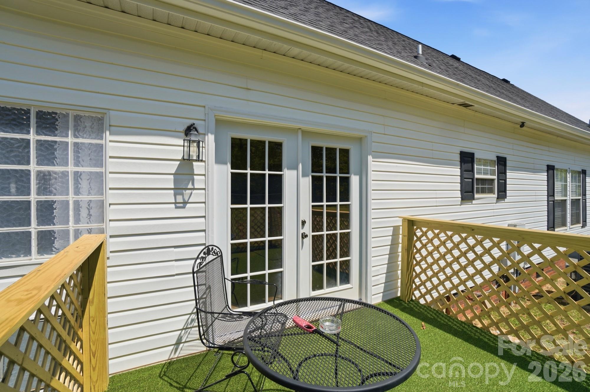 286 Battleground Road Grover NC 28073