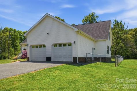 286 Battleground Road Grover NC 28073