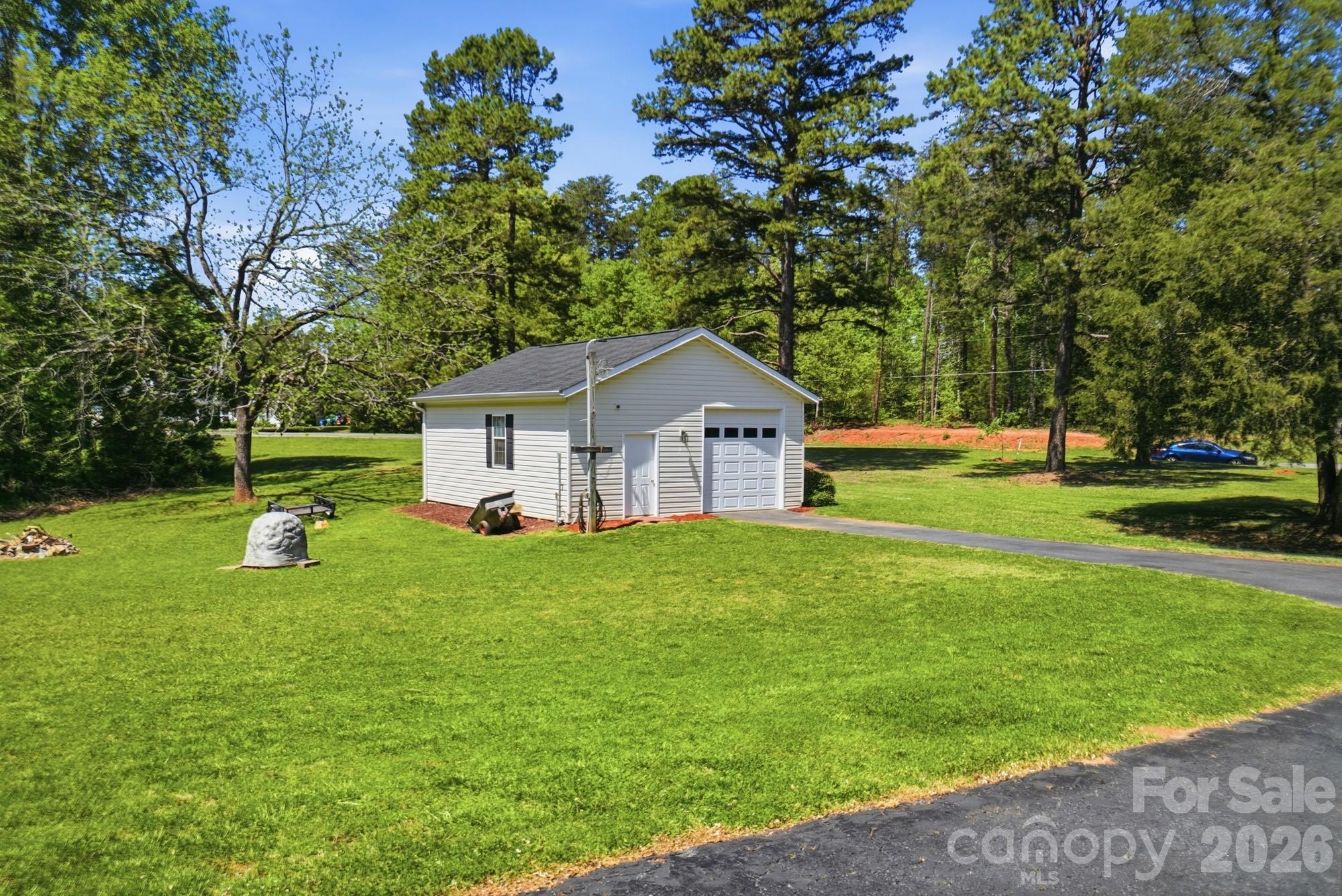 286 Battleground Road Grover NC 28073