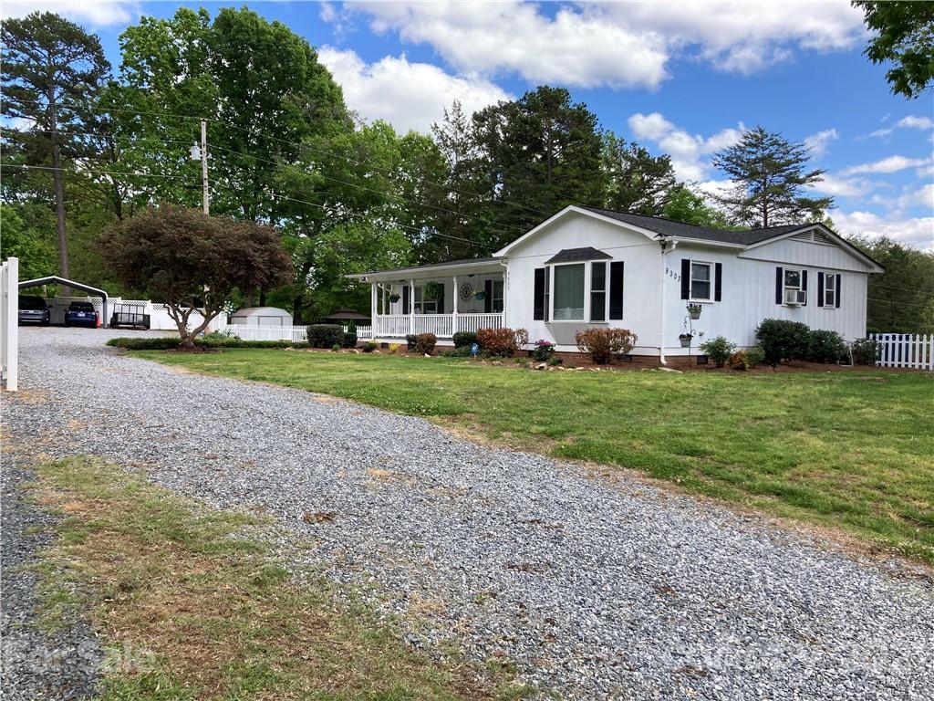 9003 Mcmillian Drive Harrisburg NC 28075