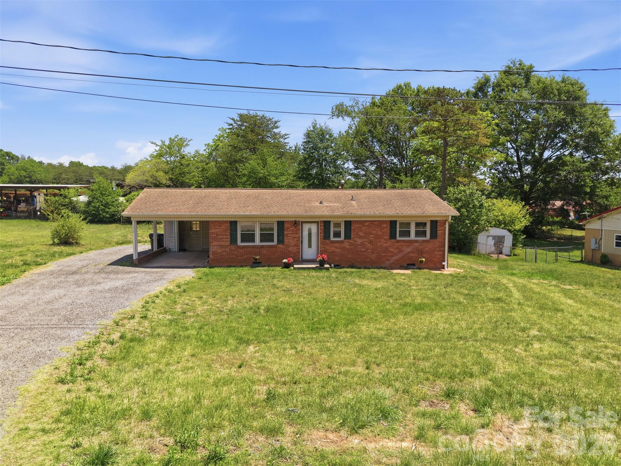 1910 26th Street NE Hickory NC 28601