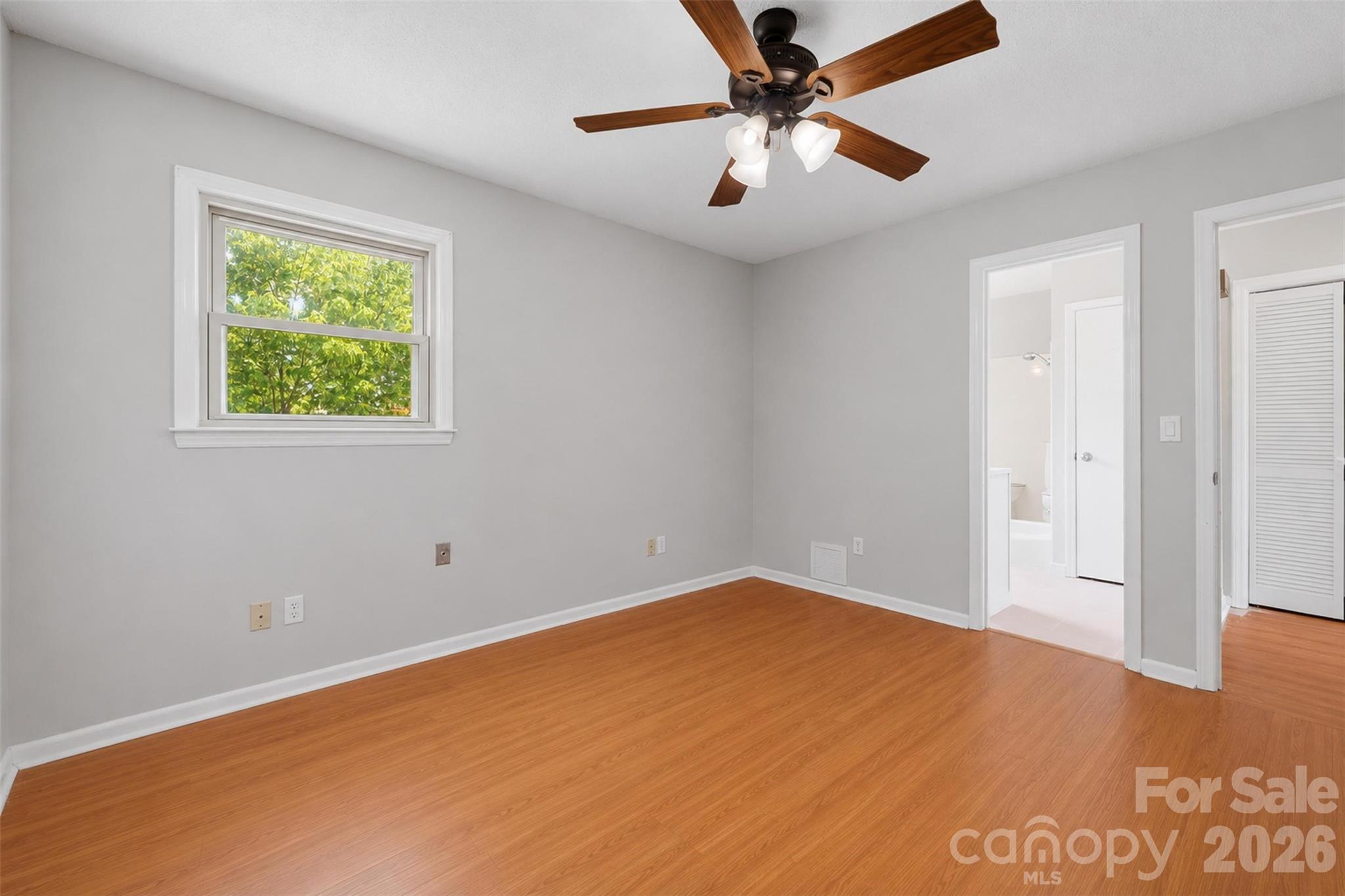 1910 26th Street NE Hickory NC 28601