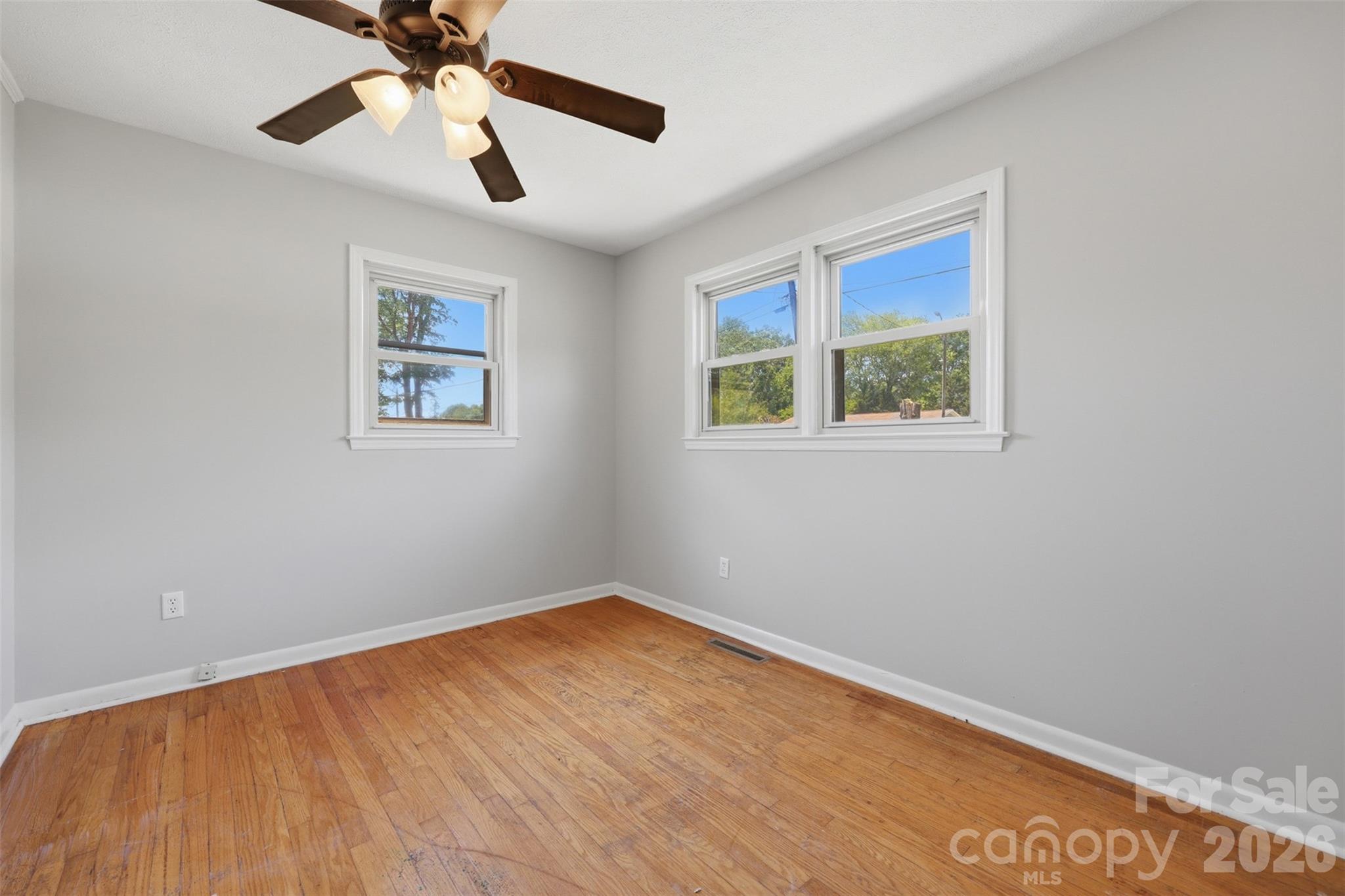 1910 26th Street NE Hickory NC 28601