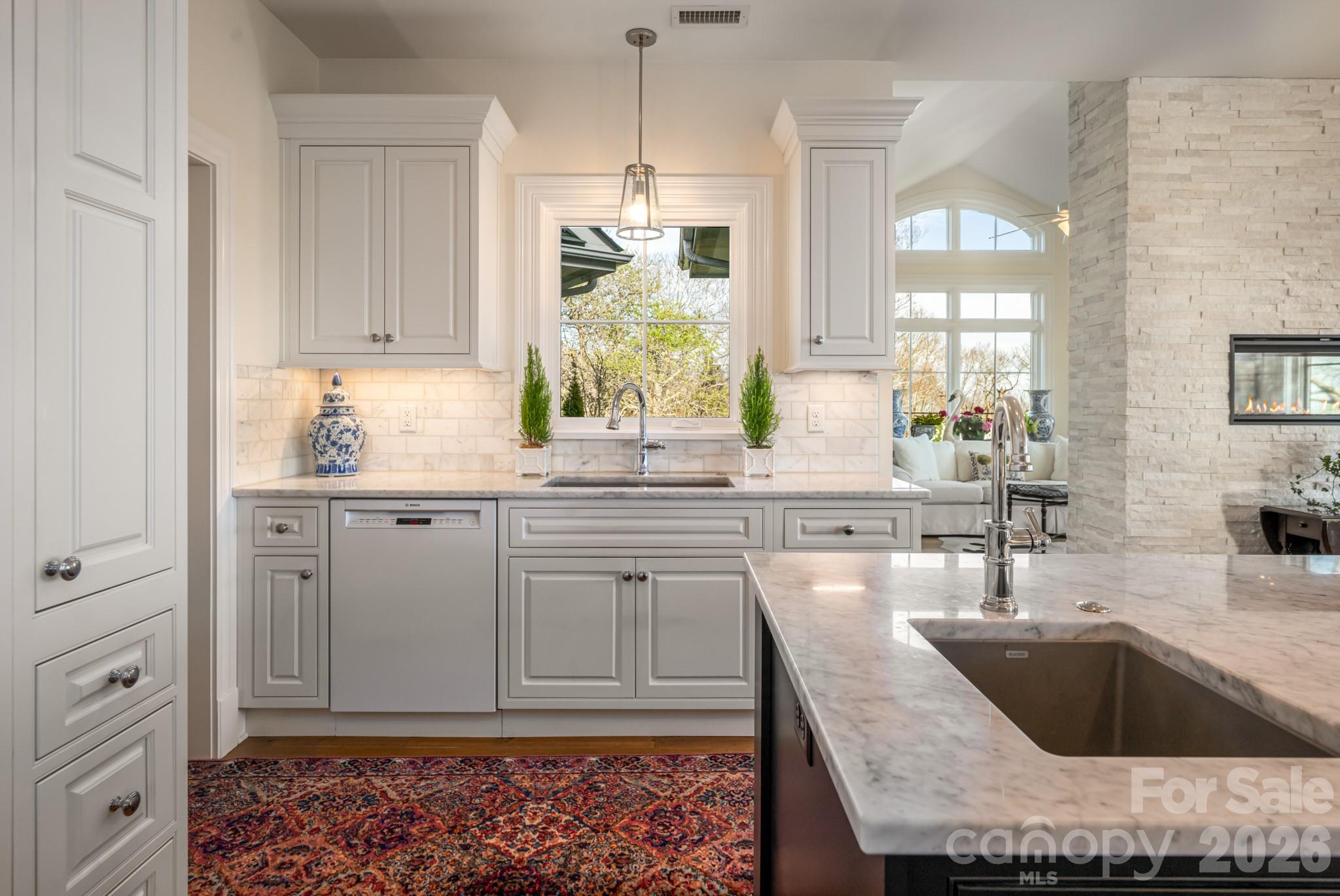 89 N Snow Ridge Drive Hendersonville NC 28792