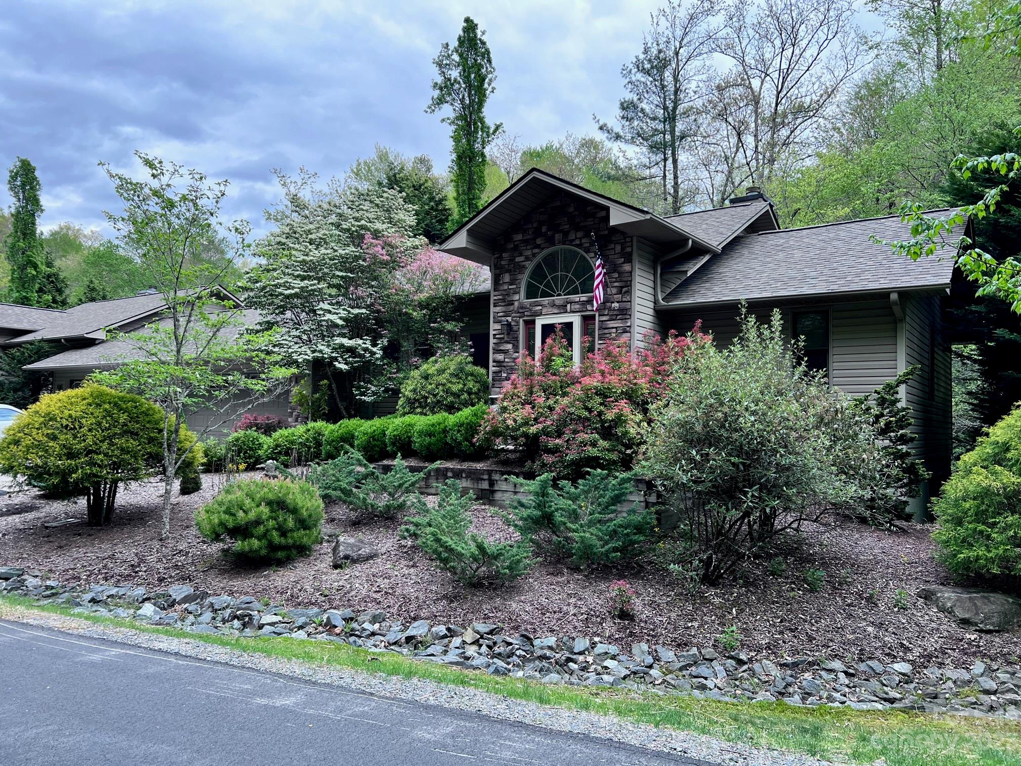 16 Duya Court Brevard NC 28712