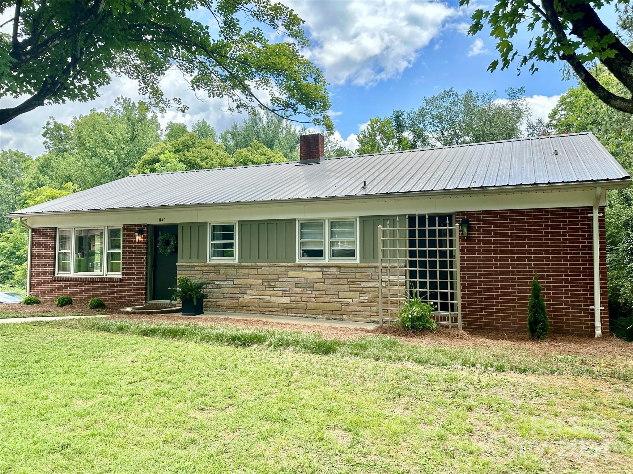 840 Meadowood Drive NE Lenoir NC 28645
