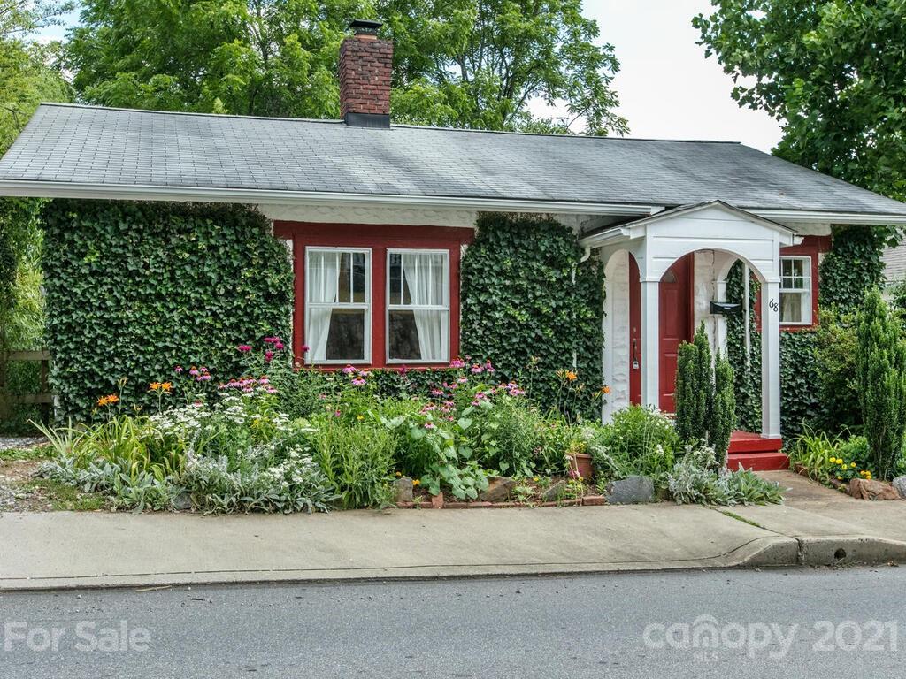 68 Sand Hill Road Asheville NC 28806