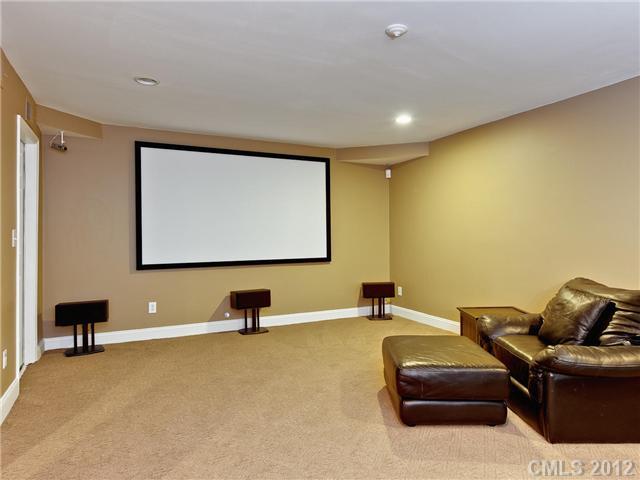 5048 Sharon Woods Lane Charlotte NC 28210