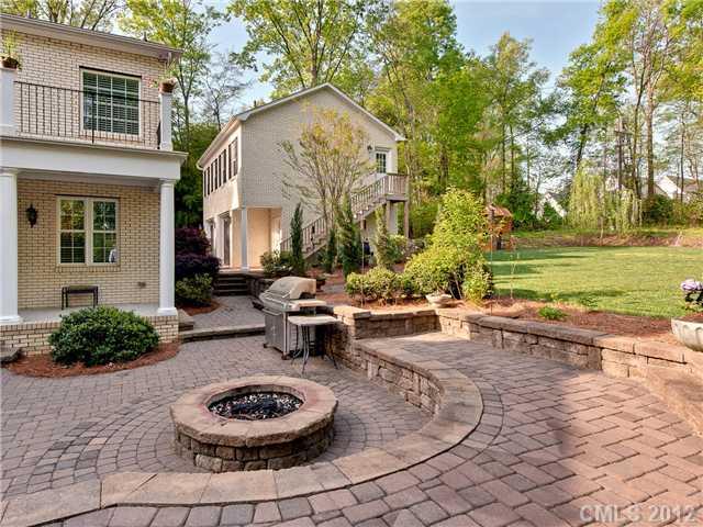 5048 Sharon Woods Lane Charlotte NC 28210