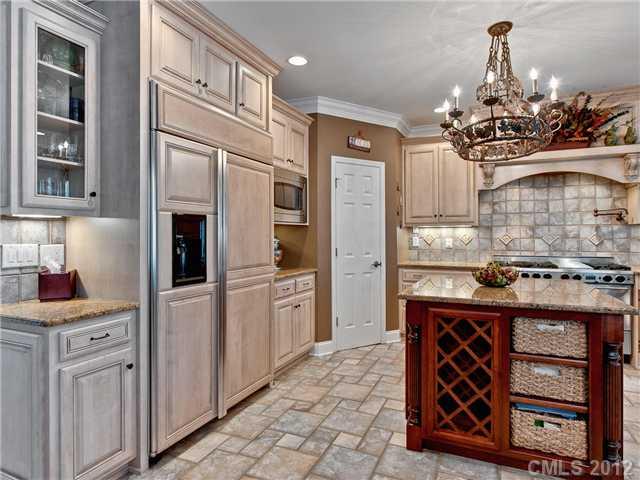 5048 Sharon Woods Lane Charlotte NC 28210