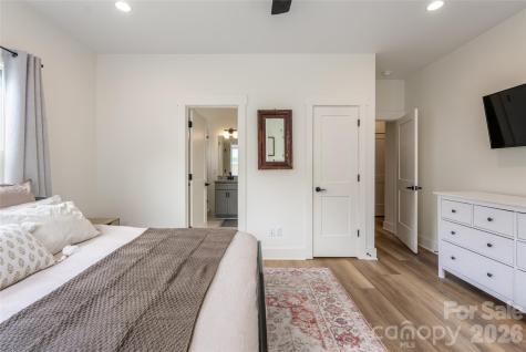 185 Springfield Meadow Drive Etowah NC 28729