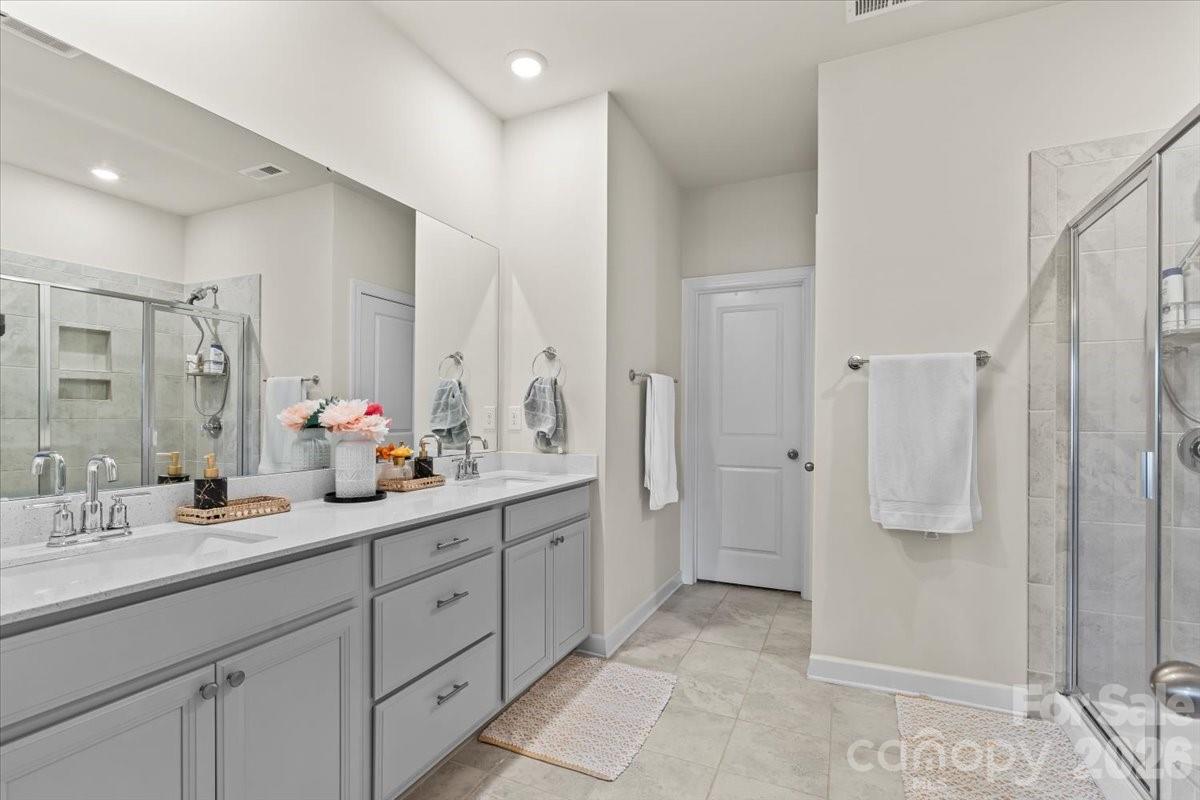 4508 Woodgreen Avenue Kannapolis NC 28081