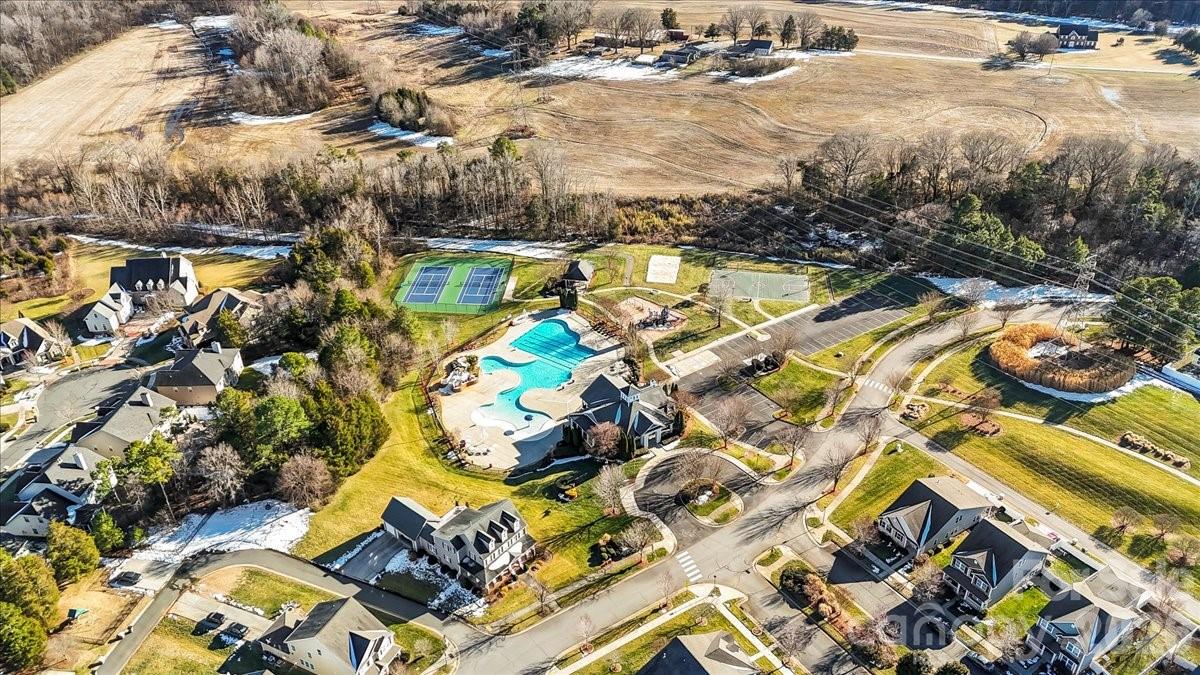 4508 Woodgreen Avenue Kannapolis NC 28081
