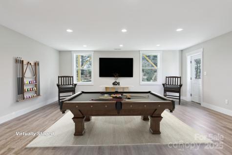 8 Escondido Drive Asheville NC 28806