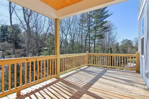 8 Escondido Drive Asheville NC 28806