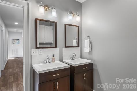 1389 Newfound Road Canton NC 28716