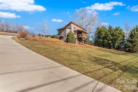 1389 Newfound Road Canton NC 28716