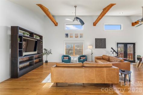 1389 Newfound Road Canton NC 28716