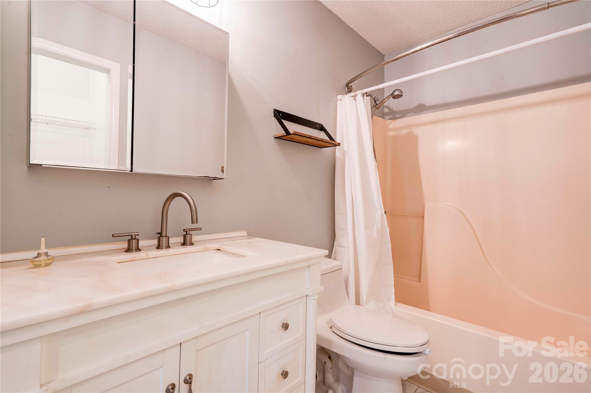 113 Hicks Road Grover NC 28073